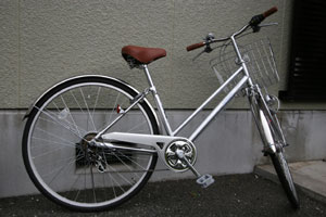 新しく購入した外装6段変速オートライト自転車